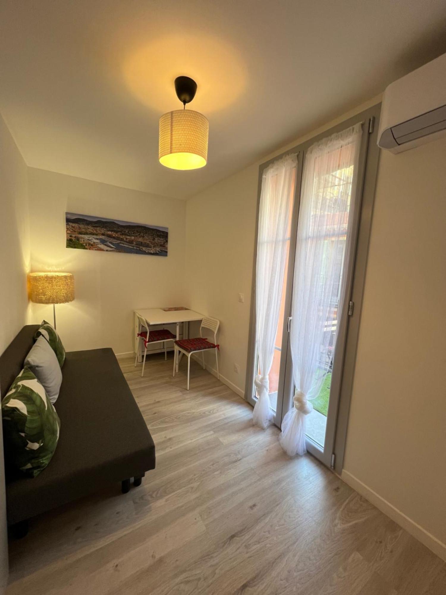 La Cour Du Centre Nice Verde Zewnętrze zdjęcie